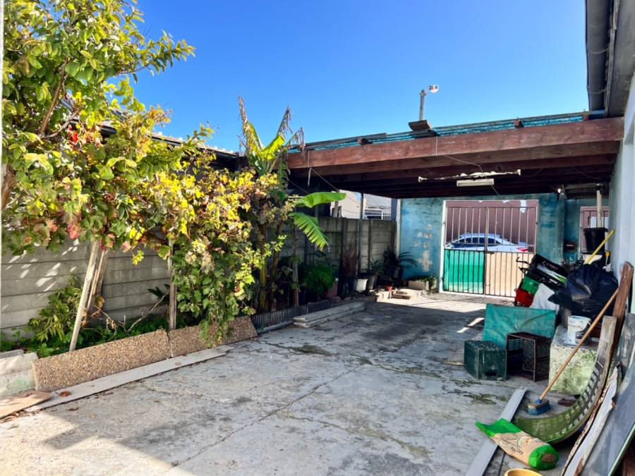 3 Bedroom Property for Sale in Eastridge Western Cape